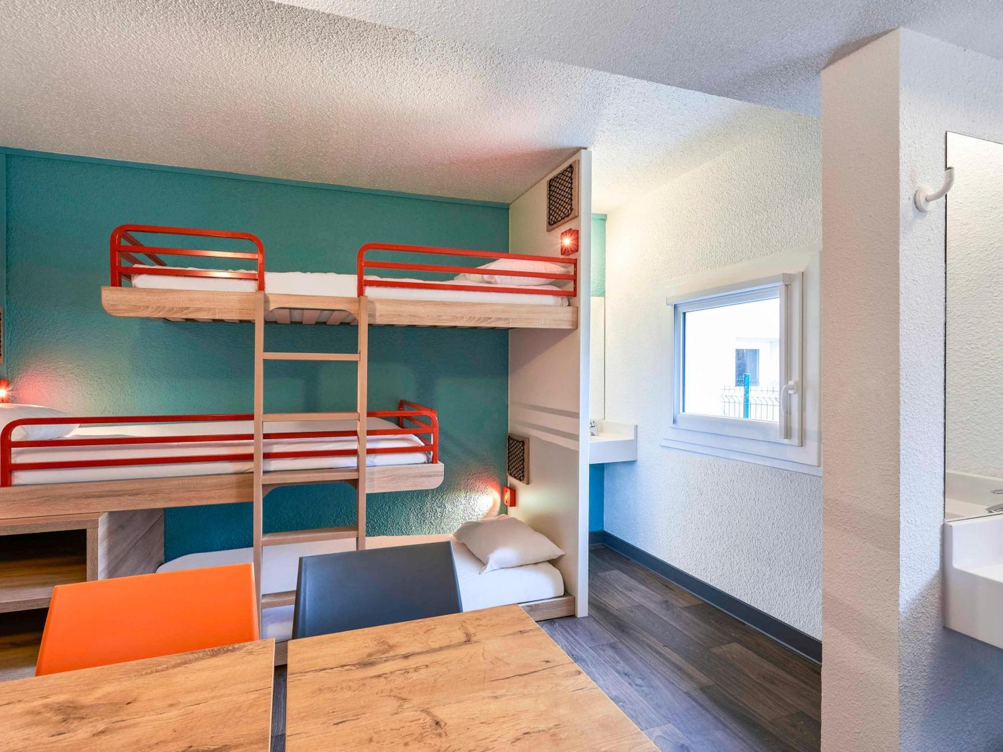 Hotelf1 Avignon Centre Courtine Gare Tgv Екстериор снимка