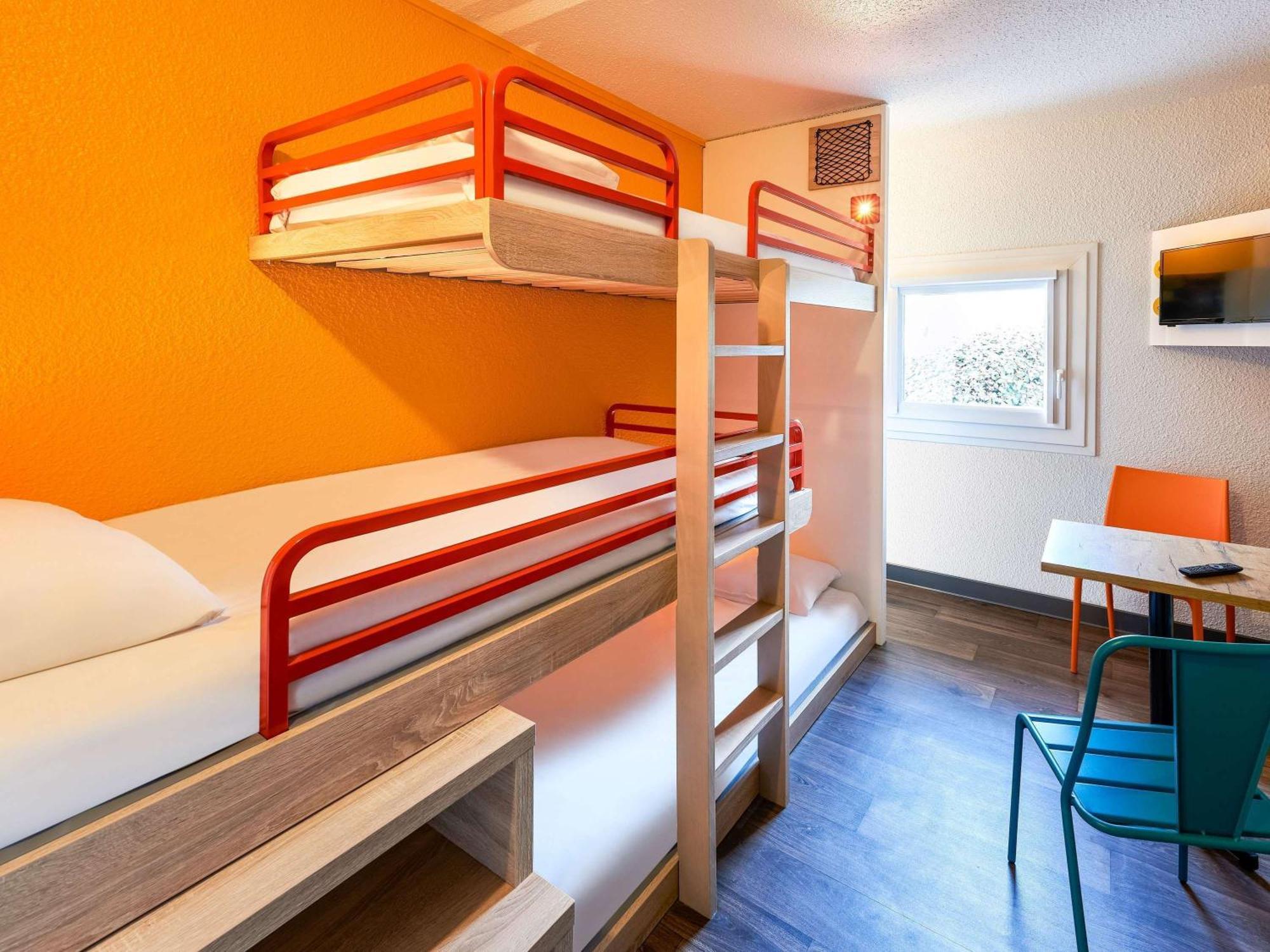 Hotelf1 Avignon Centre Courtine Gare Tgv Екстериор снимка