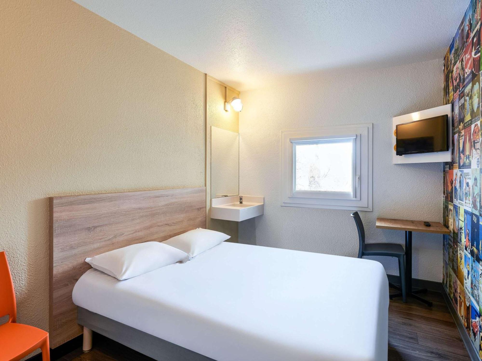Hotelf1 Avignon Centre Courtine Gare Tgv Екстериор снимка
