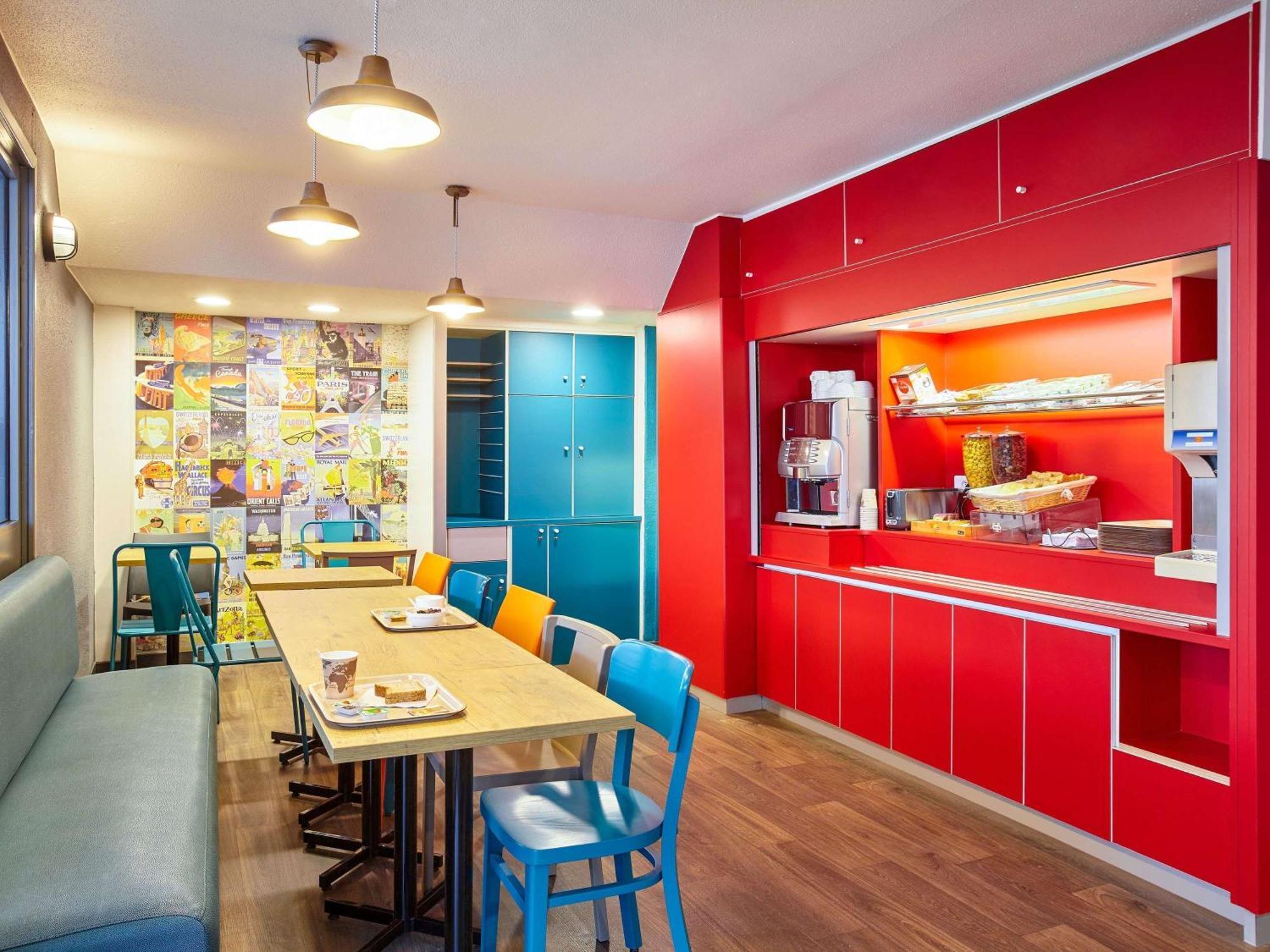 Hotelf1 Avignon Centre Courtine Gare Tgv Екстериор снимка