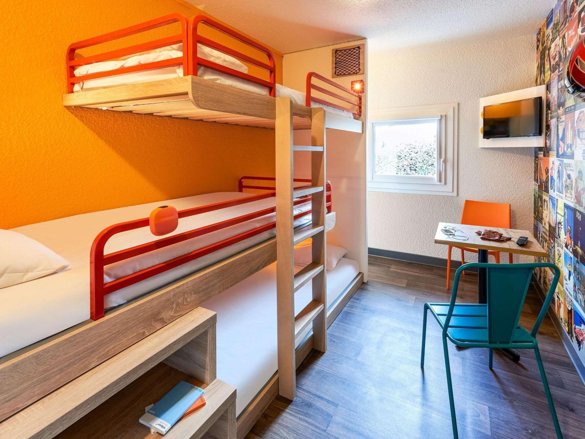 Hotelf1 Avignon Centre Courtine Gare Tgv Екстериор снимка