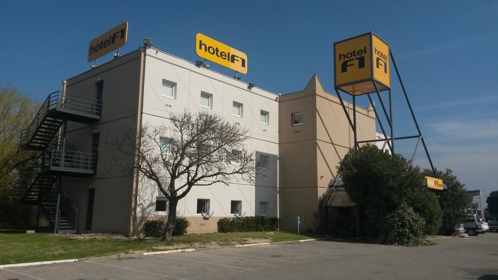 Hotelf1 Avignon Centre Courtine Gare Tgv Екстериор снимка