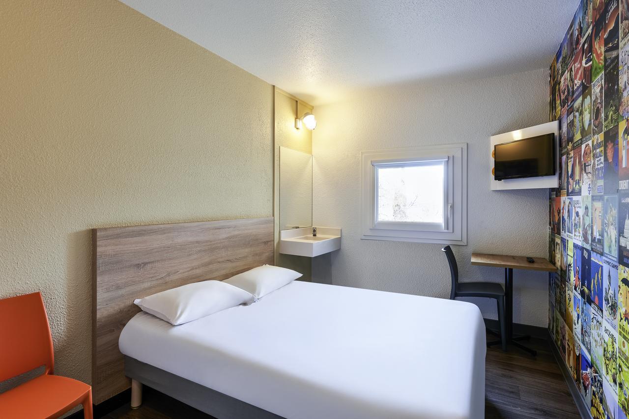 Hotelf1 Avignon Centre Courtine Gare Tgv Екстериор снимка
